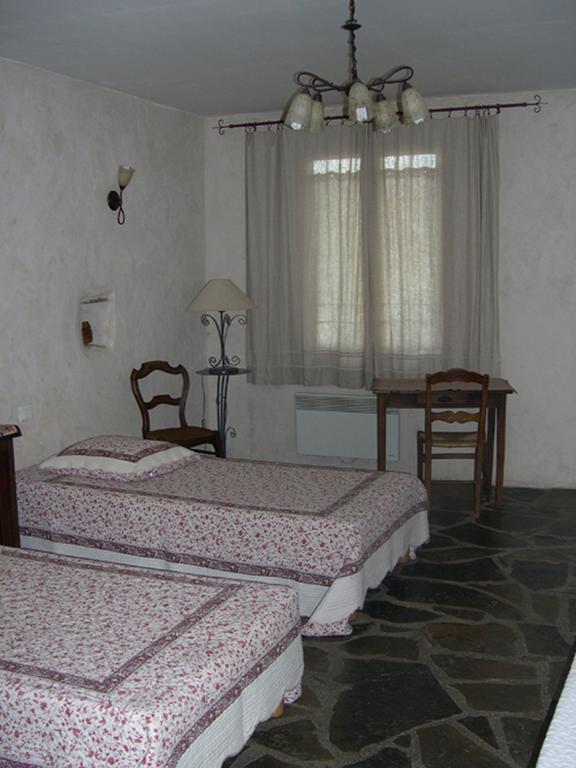 Sainte-Eulalie-de-Cernon La Bergerie B&B 객실 사진